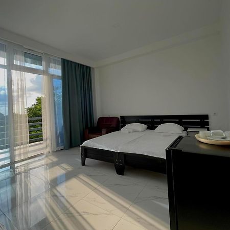 Kolkhi Guest House Gonio Luaran gambar