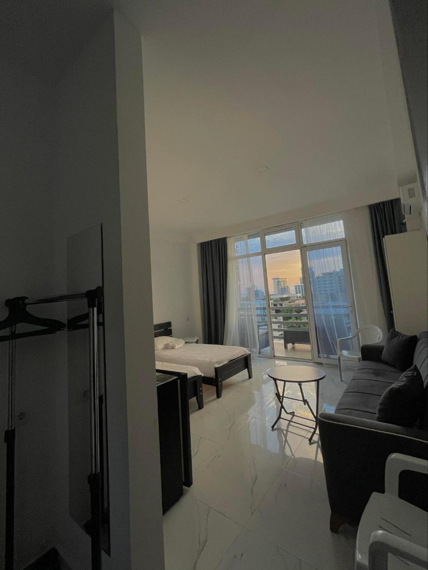 Kolkhi Guest House Gonio Luaran gambar