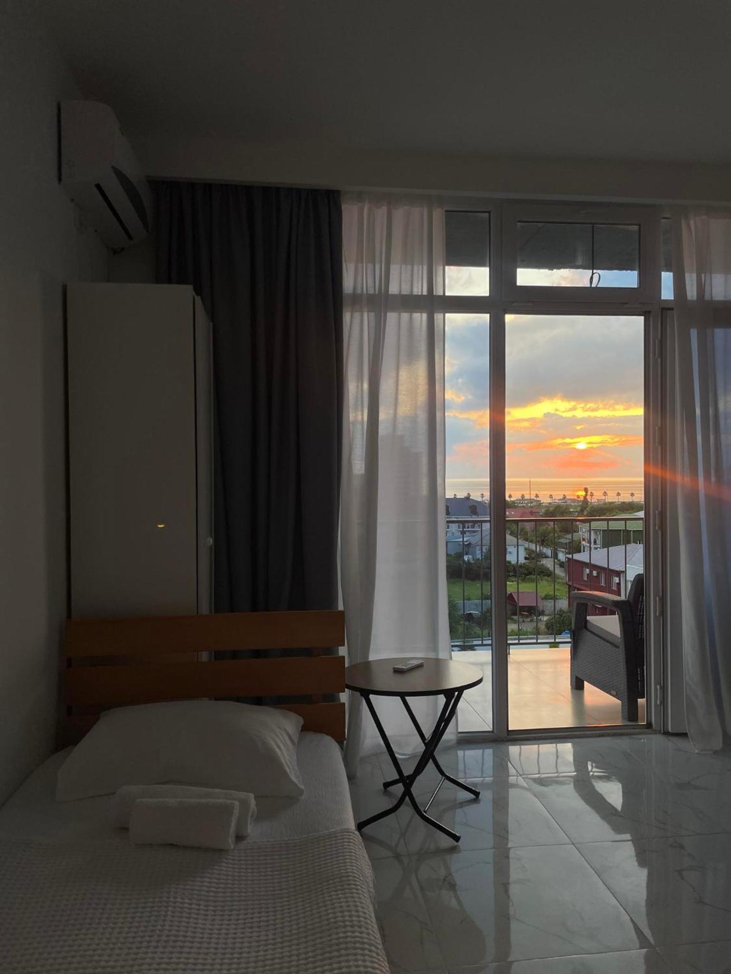Kolkhi Guest House Gonio Luaran gambar
